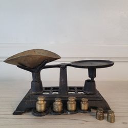 Vintage Novelty Cast Iron. Balance Beam 5" Length