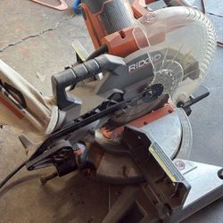 Rigid Miter Saw 