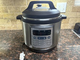 8 Qt Multi Function Insignia Pressure Cooker