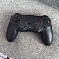 PlayStation 4 Controller