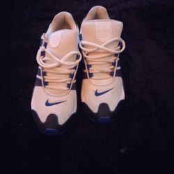 Nike Shoxs Size 12