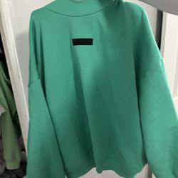 Essentials mint Leaf Color Way 