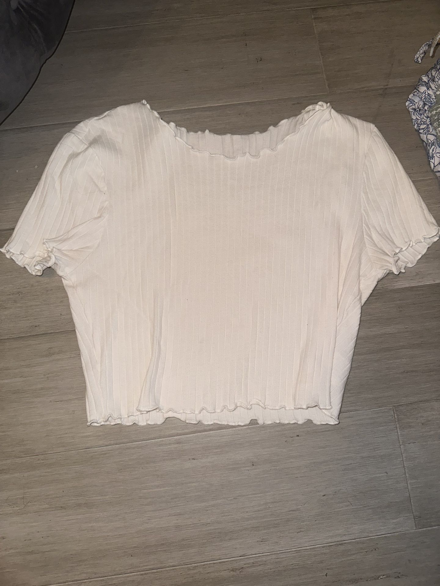 White Shein Top Mediumc