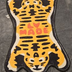 LV MADE Tiger Shaped Area Rug Yellow Black White Orange 