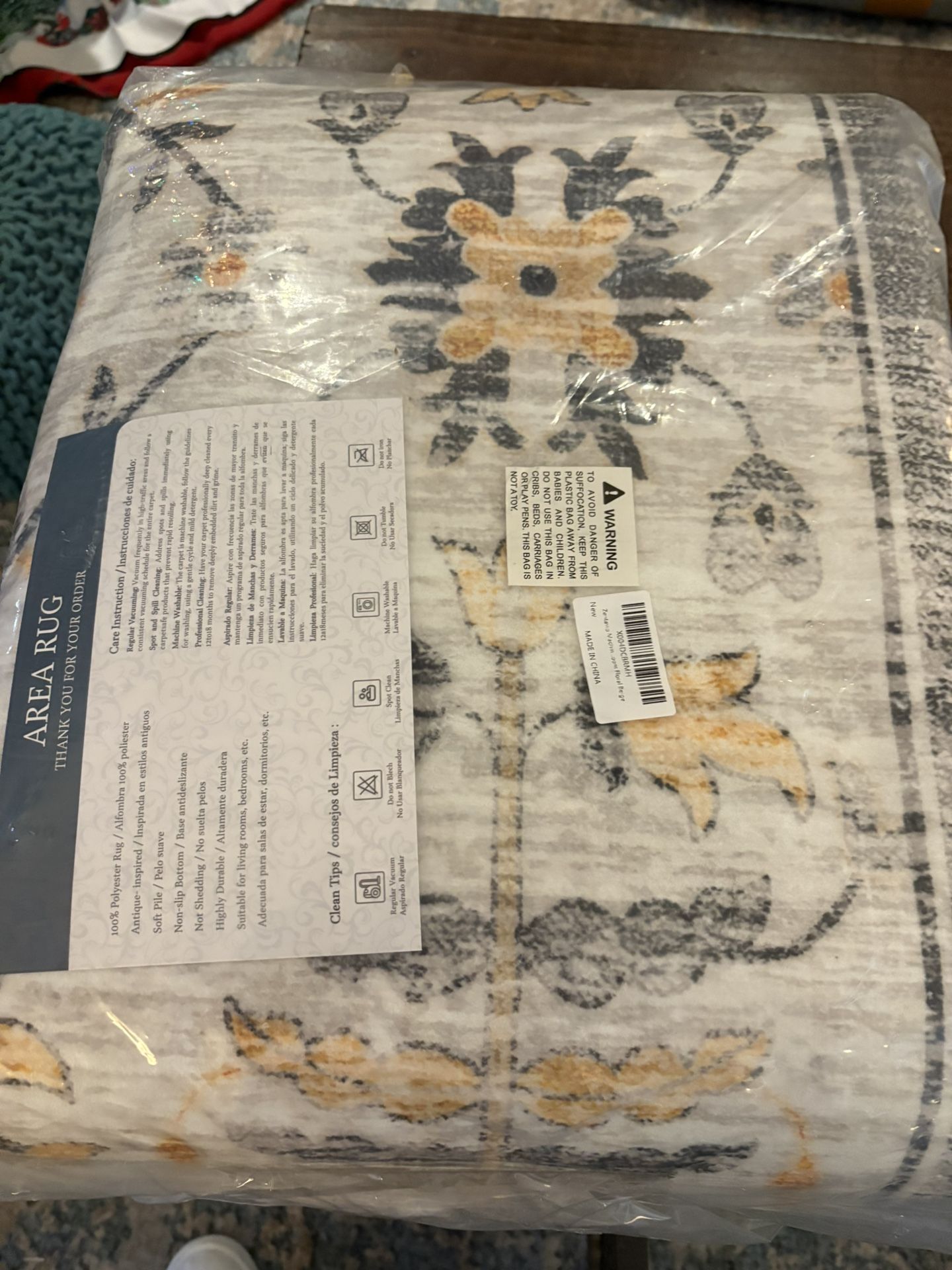 New- 9x12 Vintage Floral Washable Rug