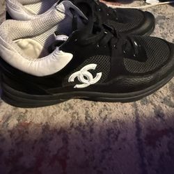 Chanel Runners