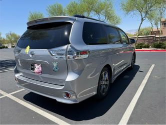2015 Toyota Sienna