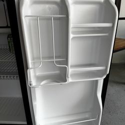 Magic chef Mini Fridge 