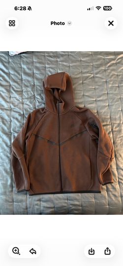 Brown NIke Tech Fleece Zip Hoodie.