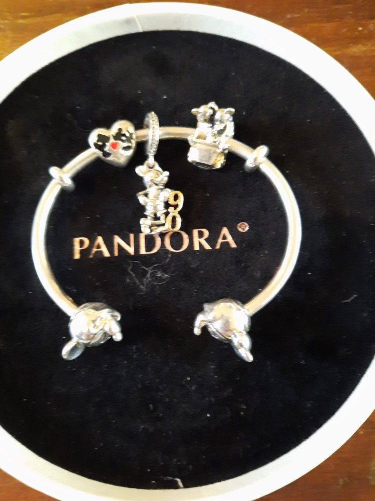 Pandora CUFF Disney Bracelet W Charms