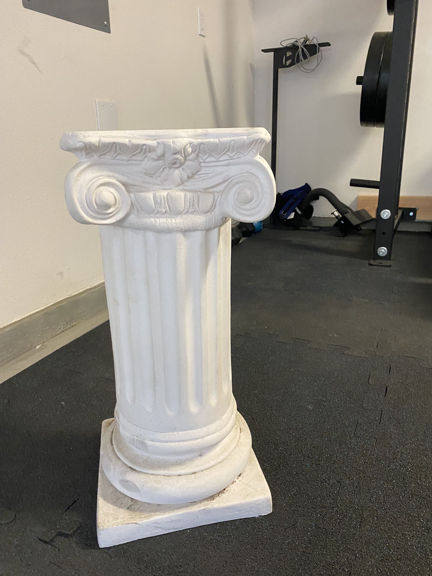 Ceramic Pillars White (two)