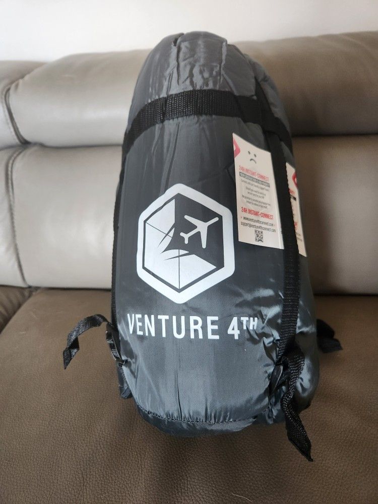 Sleeping Bags Case Of 8 New