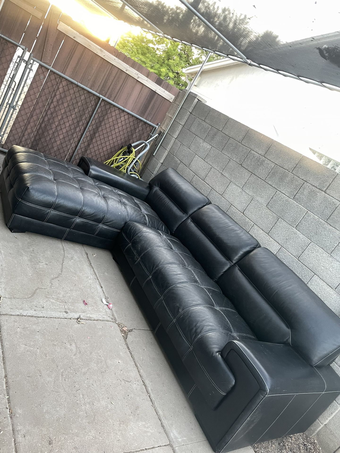 *Free Delivery* 2Pc Sectional Leather Couch