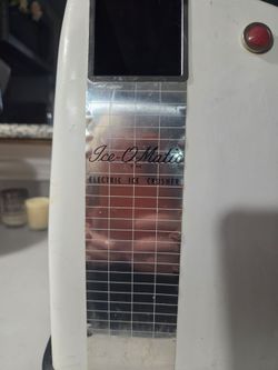 Rival Ice-O-Matic Electric Ice Crusher   1960s