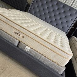 King Sizes Bed With Mattress 