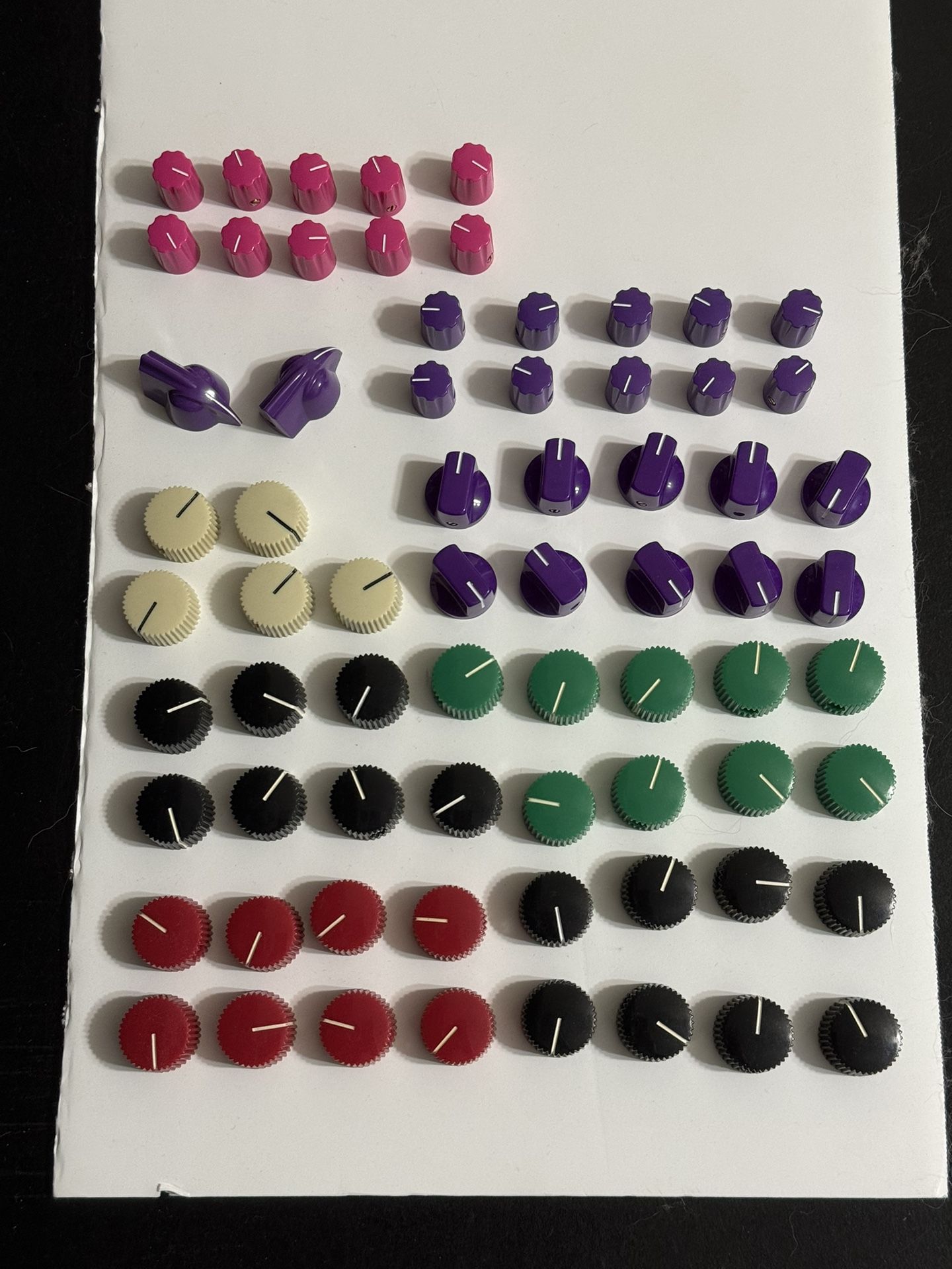 Guitar Pedal Knobs (lot of 69)