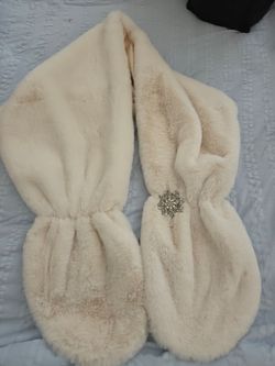 Ivory Faux Fur Stole with Rhinestone Brooch