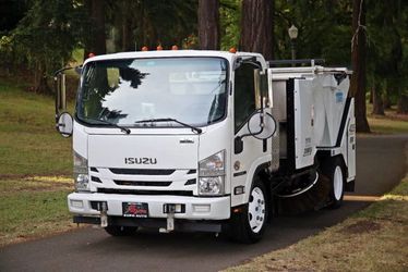 2019 Isuzu Med Duty NPR
