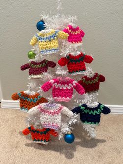 ** CUTE** Miniature Crochet Sweater. For Christmas tree or bag charm. I can custom crochet your desired colors. 3”x 6”