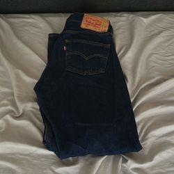 Levi’s 501  Size   W 31  L 32