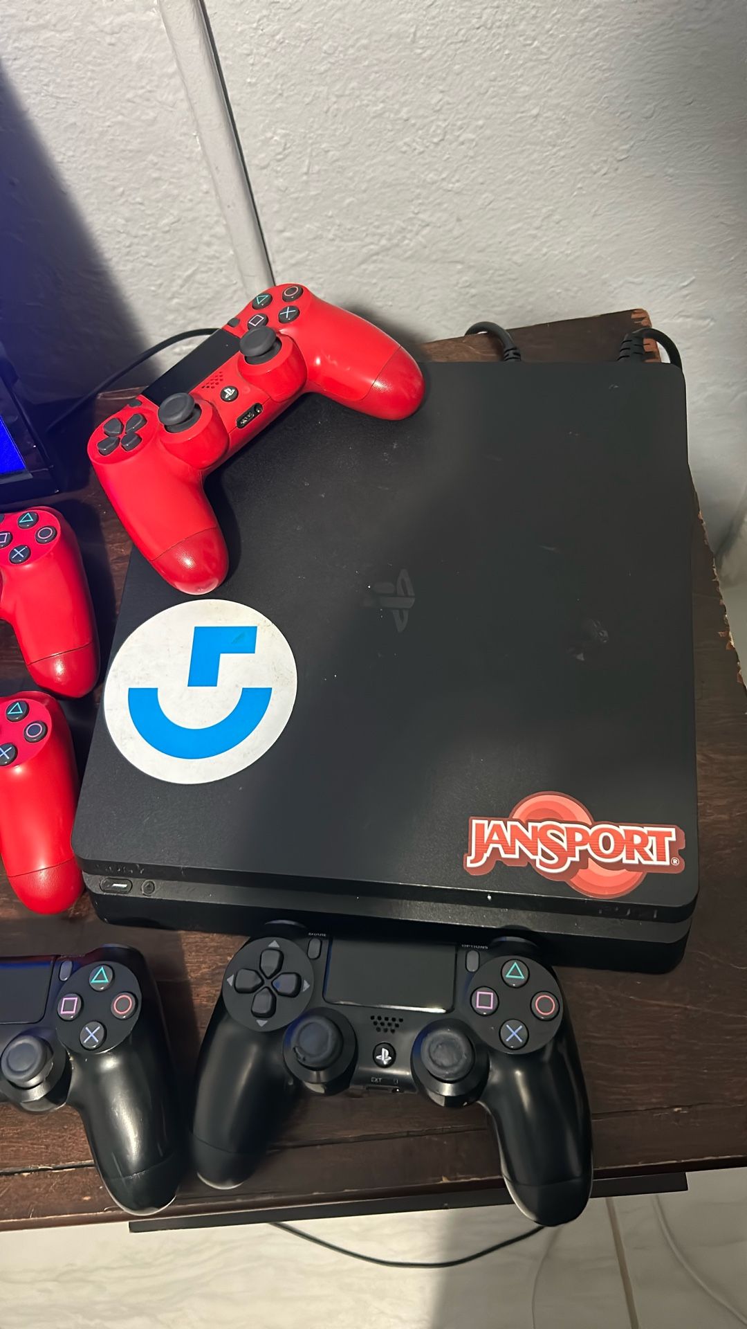 PS4