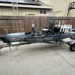 Fishing kayak