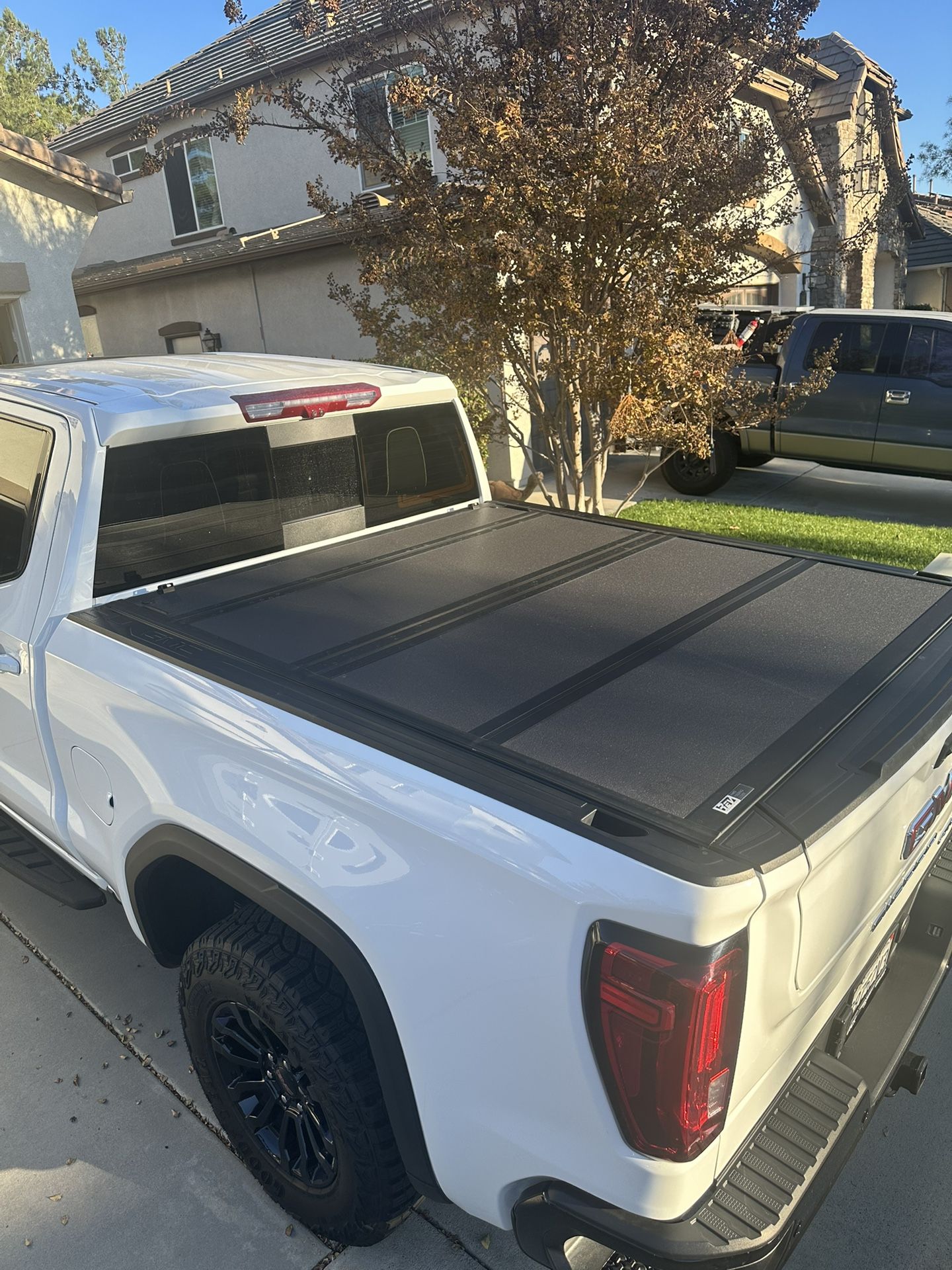 Tri Fold Truck Bed Cover (Rev Industries)