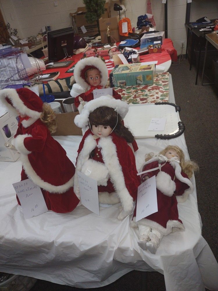 Christmas Dolls 