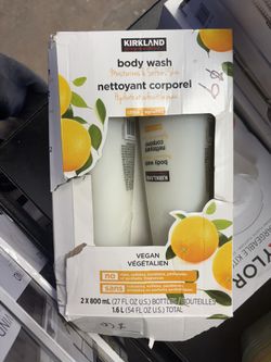 Kirkland Body Wash For Moisturizing A Softening Skin 