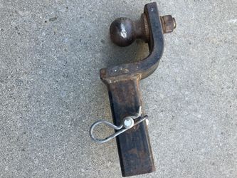TOW  TRUCK  HITCH