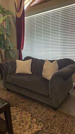 2 piece elegant sofa and love seat