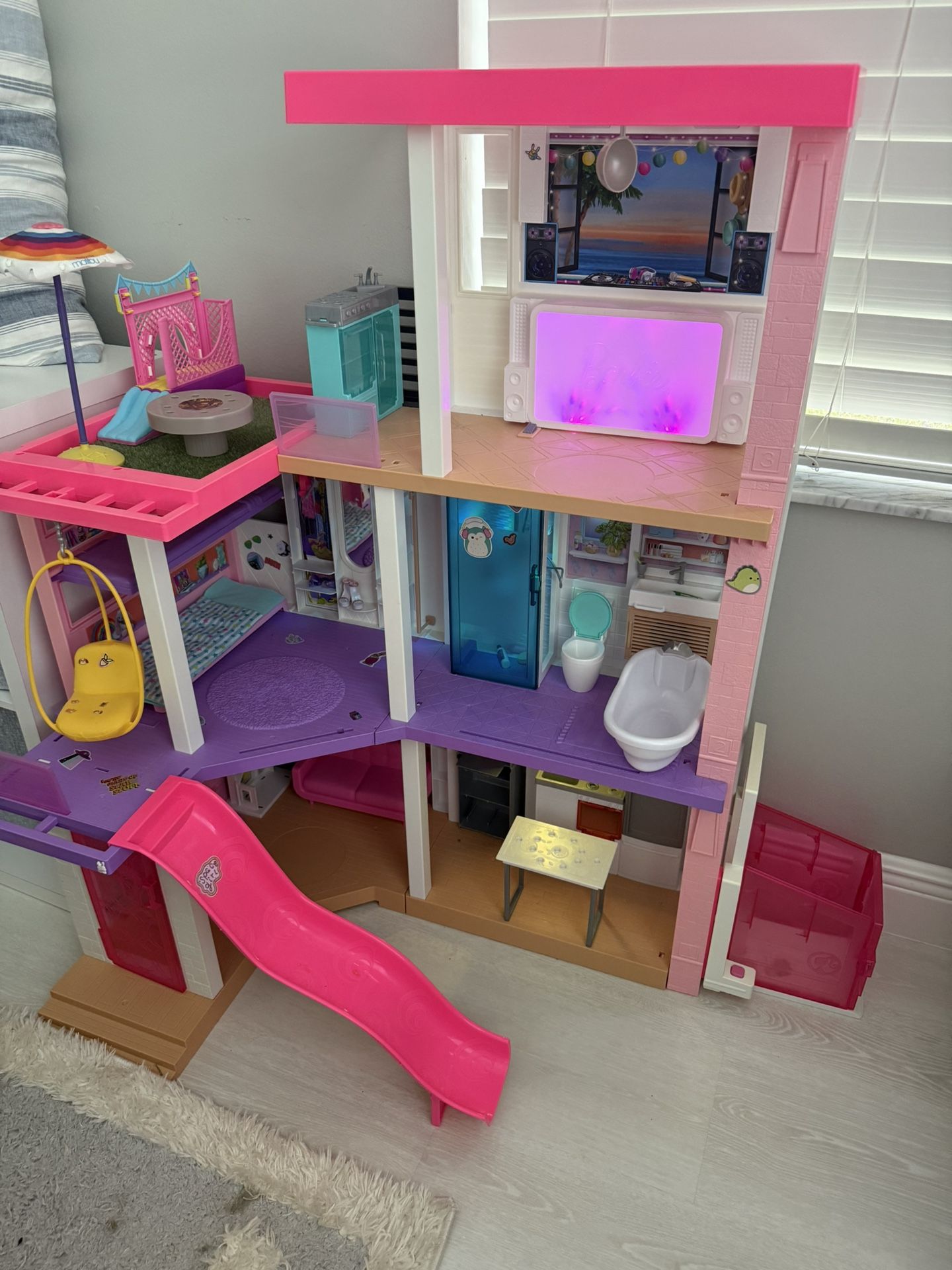 Barbie dream House