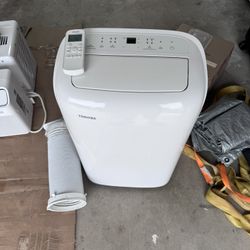 12000 BTU Toshiba Portable AC