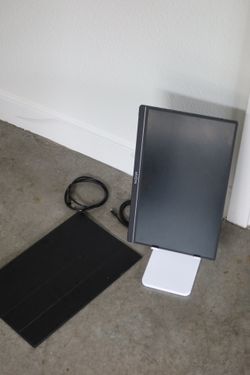 4th of JULY MOVING SALE: Arzopa Monitor+ white stand included!