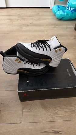 Jordan 12s 7y