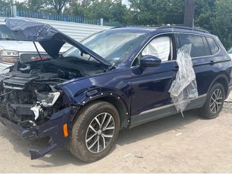 2022 Volkswagen Tiguan 2.0L Turbo For Parts