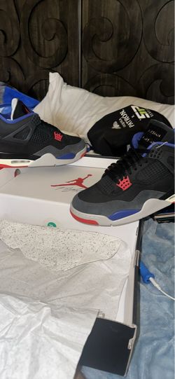 JORDAN 4 RARE AIR (GOLD LETTERING)