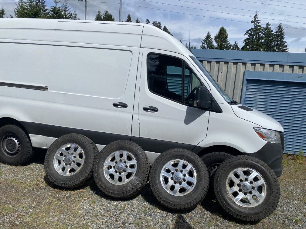 18 Inch 8 Lug Wheels! (Chevy)