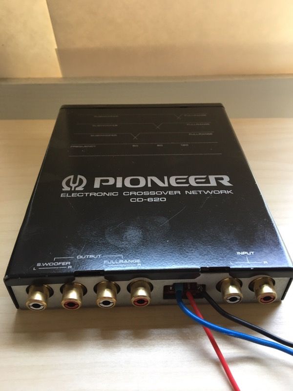 Pioneer Electronic Crossover CD-620 for Sale in Los Angeles, CA