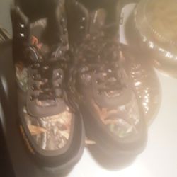 Authentic Realtree Outfitter Realtree Camouflage Boots Waterproof