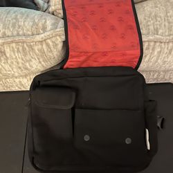 FOA SCHWARZ CROSSBODY DIAPER BAG