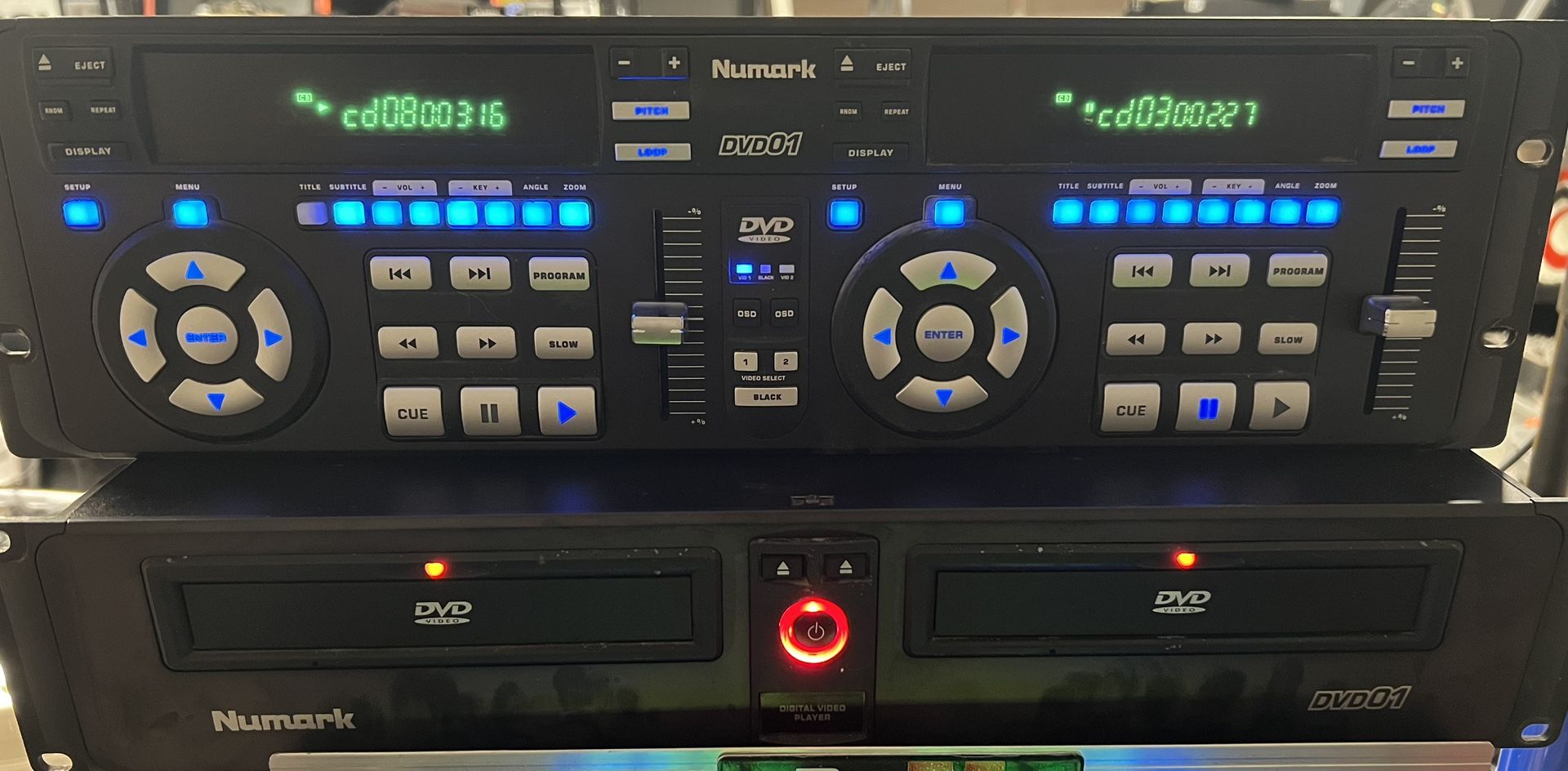 Numark DVD 01 DJ Dual Player