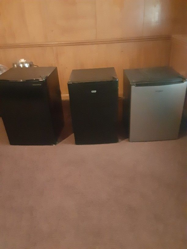Small Refrigerator