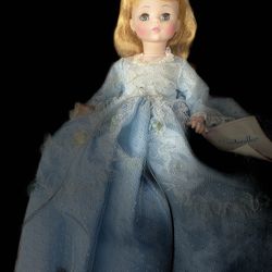 Cinderella 1548 Madame Alexander Doll 