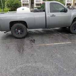 07 Chevy Silverado 