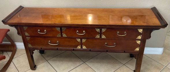 Bernhardt sideboard/credenza/entry table
