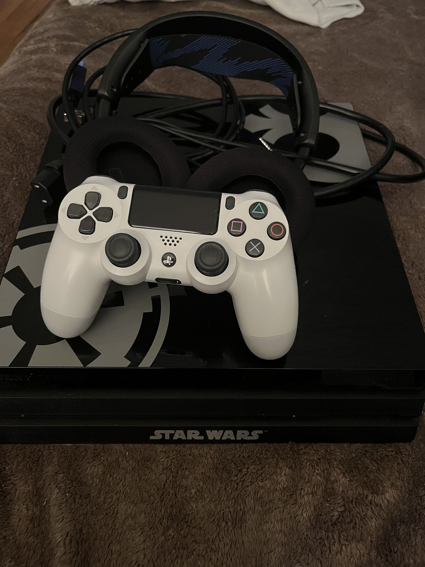 PS4 Pro StarWars Edition 