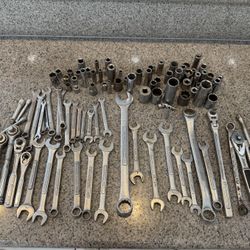 Craftsman 100 Pc. Vintage USA Tool Lot 