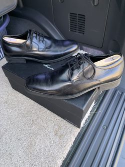 Men’s Kenneth Cole Black Dress Shoes Size 9.