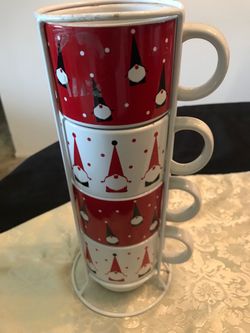 Set of gnome stacking mugs $10.00